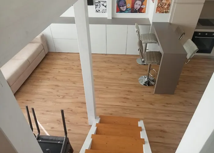 Arthome Holiday Apartment