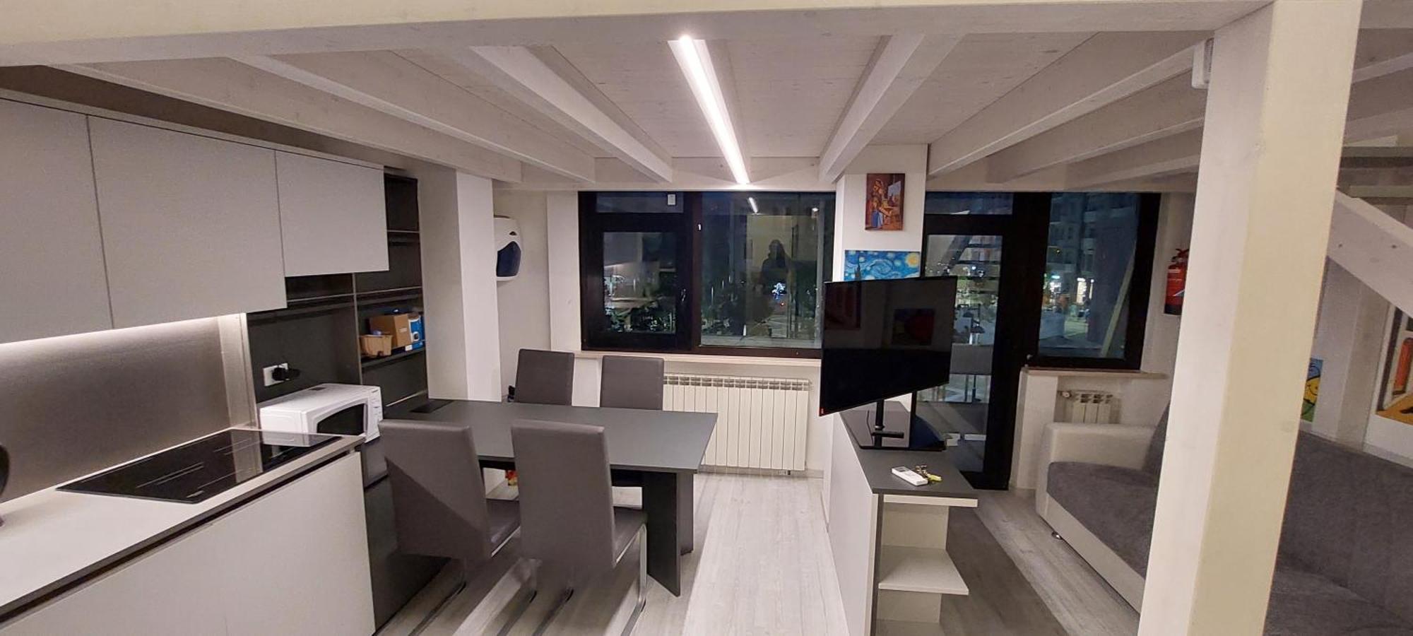 Arthome Apartment