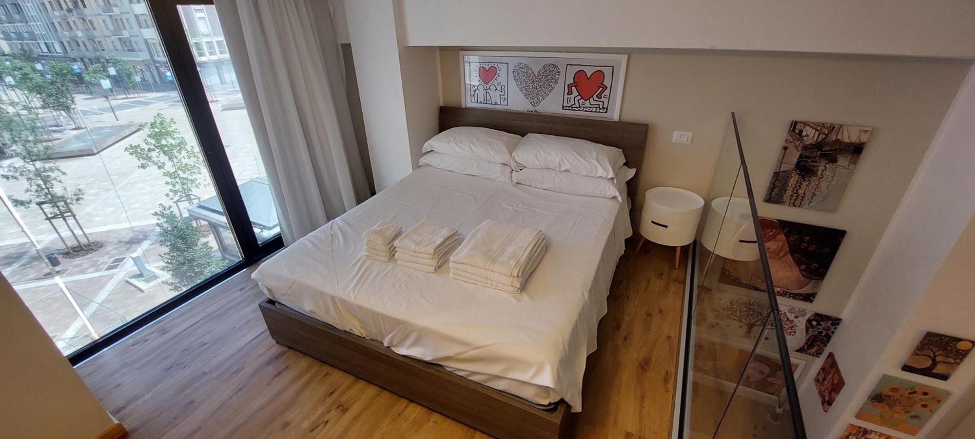 Arthome Apartment